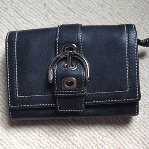 Coach Soho Black Leather Buckle Clasp Wallet Y2k